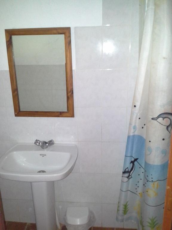 Casa De Colonies La Cadamont Hostel Sant Joan les Fonts Phòng bức ảnh